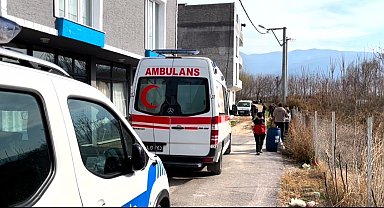 Bursa'da esrarengiz ölüm...Evinin önünde silahla vurulmuş halde bulundu