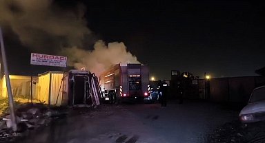 Bursa'da geri dönüşüm tesisinde yangın