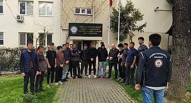 Bursa'da kaçak göçmenleri çalıştırdığı tespit edilen 2 şüpheli yakalandı