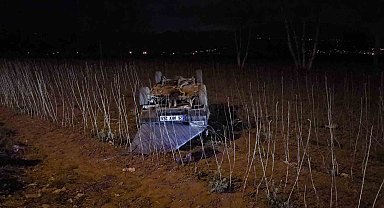 Bursa'da otomobil tarlaya uçtu: 1 yaralı