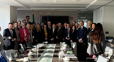 Canbey, New York’ta AKPM Toplantısına Katıldı