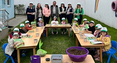 Dünya Ormancılık Günü ve Orman Haftası’nda Minik Öğrencilere Kızılçam Tohumunun Büyüme Süreci Anlatıldı