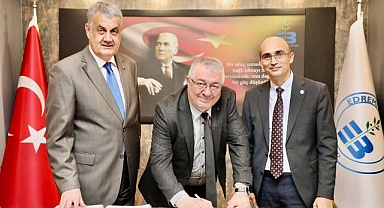 Edremit Belediyesi ve Altınoluk Meslek Yüksekokulu Arasında Eğitimde İşbirliği Protokolü İmzalandı