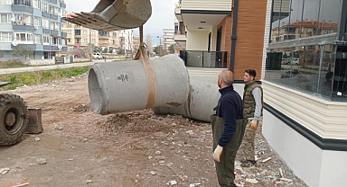 Edremit’te Altınkum İda Caddesi'nde Yağmursuyu Hattı Çalışması