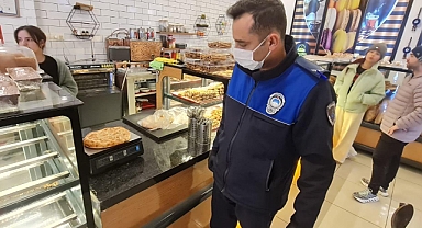 Edremit’te Zabıta Ekiplerinden Ramazan’da Fırınlara Sıkı Denetim