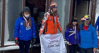 Edremitli Öğrenci Şengül Nisa İpek’ten Kayakta Çifte Başarı