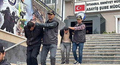 Esenyurt'ta ilginç soygun: Polis olduklarını söyleyerek 1,7 milyon liralık top kumaşı gasp ettiler