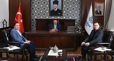 Expodyum Fuarcılık Yöneticisi Halil Aydoğan, Vali İsmail Ustaoğlu’nu Ziyaret Etti