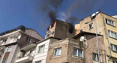 Gemlik'te boş daire alev alev yandı