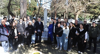 Gönenliler, Ömer Seyfettin’i Vefatının 105. Yılında Mezarında Andı