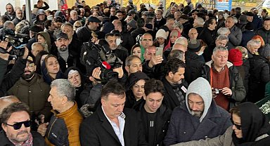 Hayatını kaybeden sanatçı Tanyeli son yolculuğuna uğurlandı