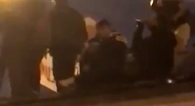 İBB protestocuları Şehzadebaşı Camii'nde içki içti, avluya çöplerini attı