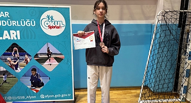 İpek Ulus, Taekwondo’da Türkiye Finalleri’ne Gidiyor!