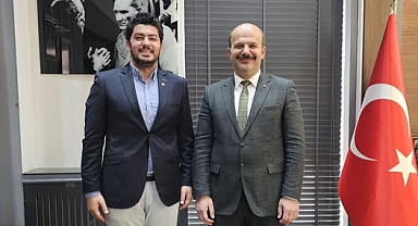 İvrindi Belediye Başkanı Önder Lapanta, Küçükkuyu Belediye Başkanı A. Muttalip Gürel’e Teşekkür Etti