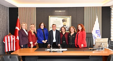 Kent Konseyi Kadın Meclisi’nden Başkan Hakan Şehirli’ye Ziyaret