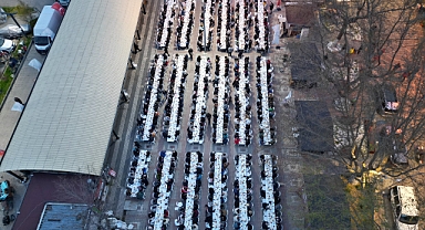 Marmara Adalar Belediye Başkanı Aydın Dinçer, Balıkesir Büyükşehir Belediyesi'nin Düzenlediği İftar Programına Katılan Hemşehrilerine Teşekkür Etti