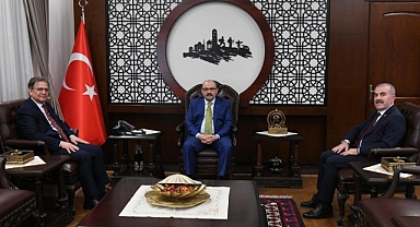 Milli Eğitim Bakanlığı, Özel Eğitim ve Rehberlik Hizmetleri Genel Müdürü Doç. Dr. Mustafa Otrar, Vali İsmail Ustaoğlu’nu Ziyaret Etti