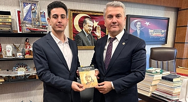 Mustafa Canbey, Hemşehrisi Furkan Celal Özgeriş’i Gazi Meclis’te Ağırladı