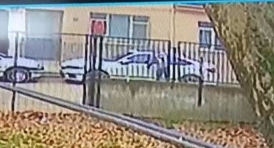 Otomobil hırsızları önce kameraya sonra polise yakalandı