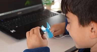 Sındırgı Belediyesi, Robotik Kodlama Atölyeleri ile Minik Zihinleri Teknolojiyle Tanıştırıyor