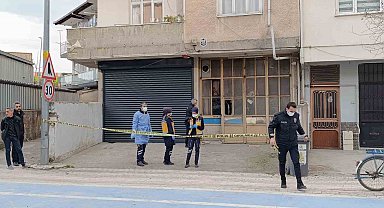 Yaşlı adam evinde ölü bulundu