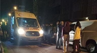 Yolda yürürken araçtan açılan ateş sonucu yaralandı