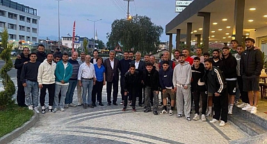 1966 Edremitspor’a İznikspor Maçı Öncesi Moral Desteği