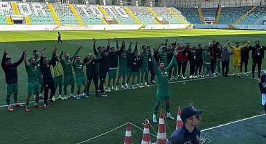 1966 Edremitspor Deplasmandan Lider Döndü: Şampiyonluk Yarışında Kritik Galibiyet