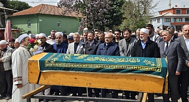 AK Parti Balıkesir İl Başkanı Mehmet Aydemir, Halil Aygören’in Cenaze Törenine Katıldı