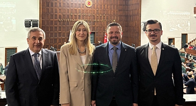 AK Parti Balıkesir Teşkilatı Grup Toplantısında Birlik Mesajı Verdi