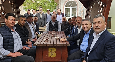 AK Parti İl Başkanı Mehmet Aydemir, Balya Çamucu Mahallesi'ndeki Hayra Katıldı