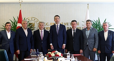 Altıeylül Ova Köylerine Doğalgaz İçin Kritik Ziyaret: Canbey, Muhtarlarla Bakanlıkta