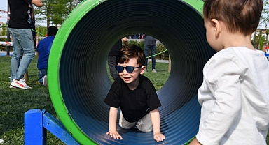 Balıkesir’de 23 Nisan Coşkusu Uluslararası Çocuk Festivali ile Zirveye Taşındı