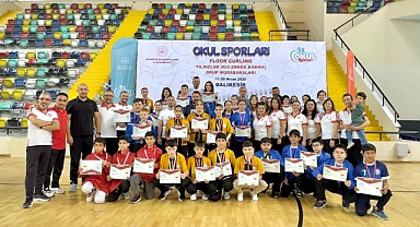 Balıkesir'de Floor Curling Yıldızlar Grup Birinciliği Heyecanı Sona Erdi