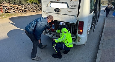 Balıkesir Jandarmasından Öğrencilerin Güvenliği İçin Geniş Kapsamlı Denetim