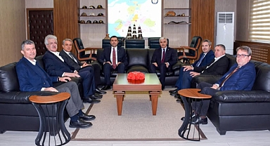 Balıkesir Ticaret Odası, Polis Teşkilatının 180. Yıl Dönümünde İl Emniyet Müdürü Hasan Yiğit’i Ziyaret Etti