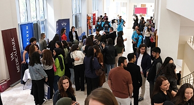 Balıkesir Üniversitesi ve İvrindi Sağlık Hizmetleri MYO İş Birliğiyle “2. Sağlıkta Kariyer ve İstihdam Fuarı” Düzenlendi