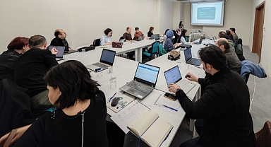 Balıkesir Üniversitesi, Yapay Zeka Eğitimi Programıyla Eğitimde Dijital Dönüşümü Tartıştı