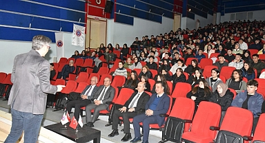 Balıkesir Veli Akademisi Kapsamında 