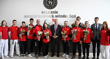 Balıkesirli Sporculardan Avrupa Taekwondo Poomsae Şampiyonası’nda Çifte Madalya Gururu