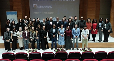 Bandırma Onyedi Eylül Üniversitesi’nde “Yapay Zekâ ve Toplumsal Dönüşümler” Konferansı Yoğun İlgi Gördü