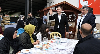 Başkan Ahmet Akın Yağcılar Mahallesi Köy Hayrına Katıldı