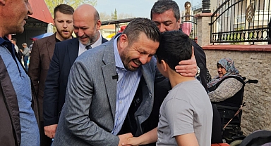 Başkan Aydemir Dursunbey Kapalı Pazarında Esnaf ve Vatandaşlarla Buluştu