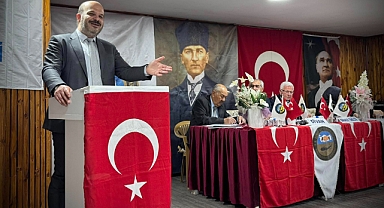 Başkan Önder Lapanta, İvrindi Esnafıyla Genel Kurulda Buluştu