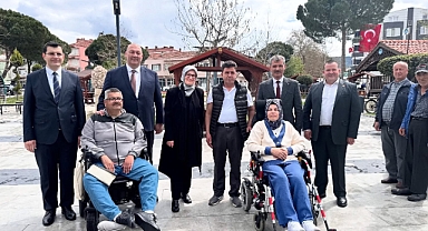 Belgin Uygur, Bigadiç’te Bayram Sevinci Yaşadı