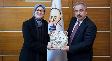 Belgin Uygur, Türkiye Basın Federasyonu Heyetini AK Parti Genel Merkezi’nde Ağırladı