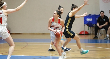 Burhaniye Belediyespor Süper Lig İhtimalini Kaçırdı