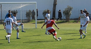 Burhaniye Belediyespor Yeni Teknik Direktörüyle İlk Galibiyetini Aldı