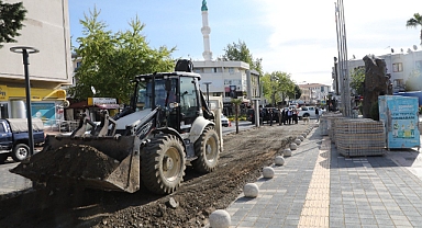 Edremit Belediyesi’nden Altınoluk Atatürk Caddesi’nde Hızlı Yol Onarımı