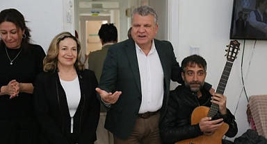 Edremit Belediyesi’nden Huzurevi Ziyareti: Koca Çınarlarla Müzikli Buluşma